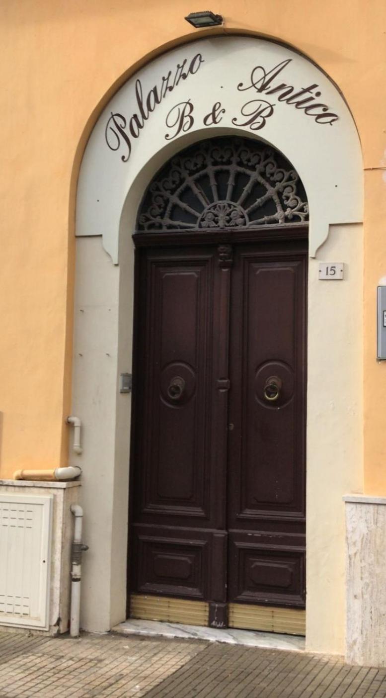 B&B New Antico Palazzo Parabita Exteriör bild