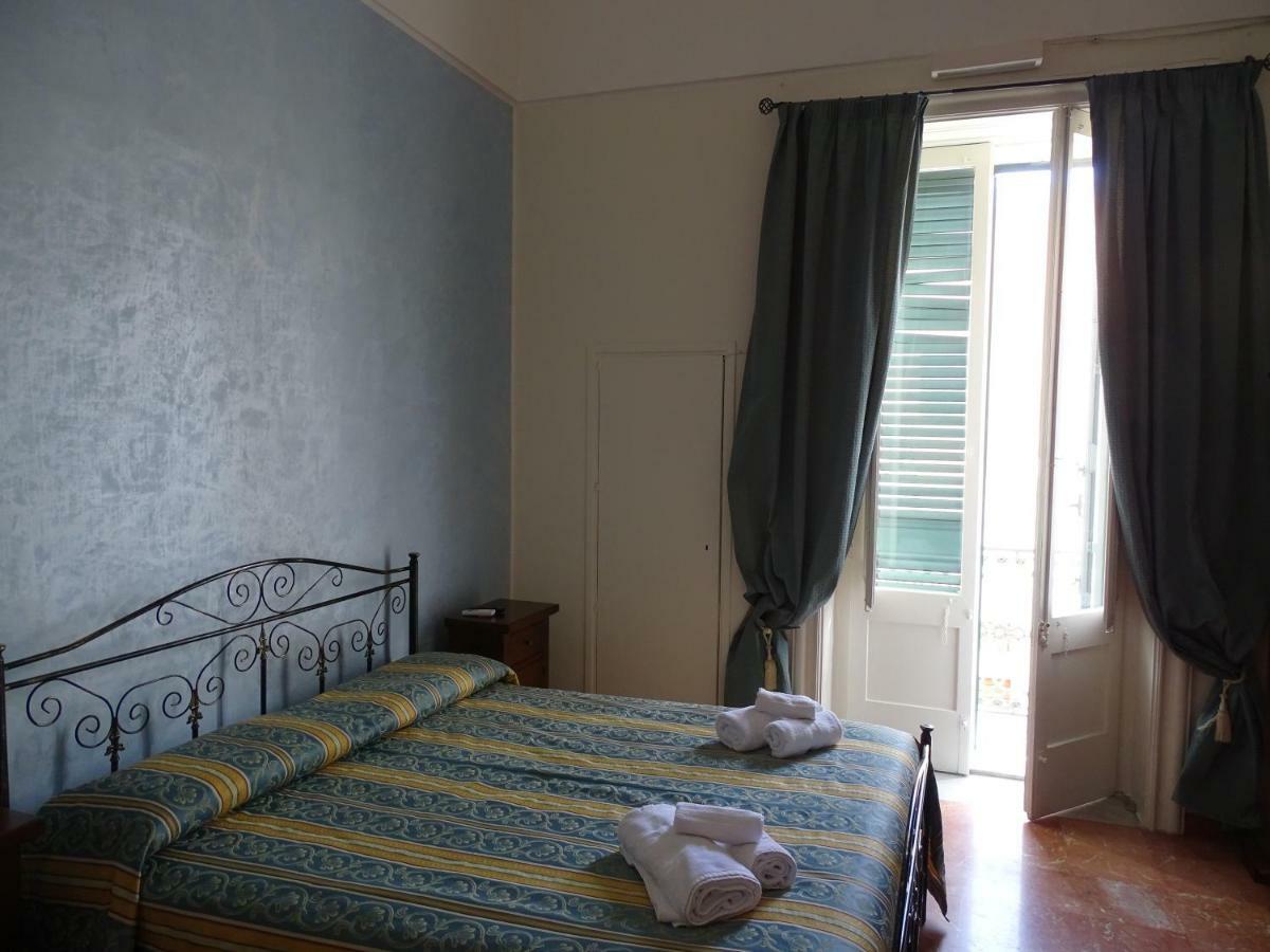 B&B New Antico Palazzo Parabita Exteriör bild